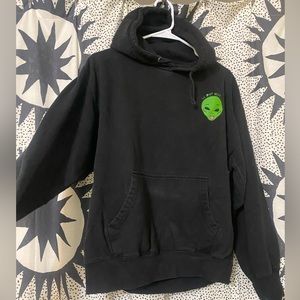 Rip n dip we out here alien hoodie